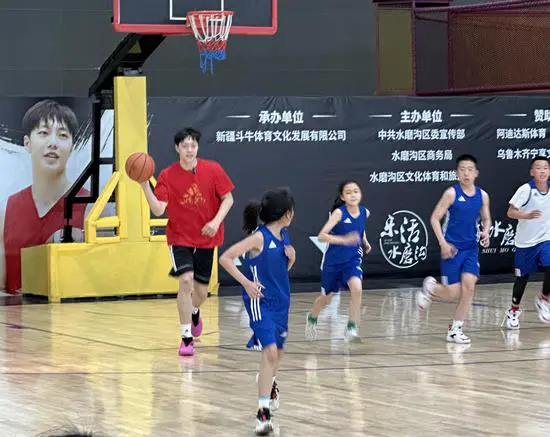 篮球训练活动内容记录范文_1